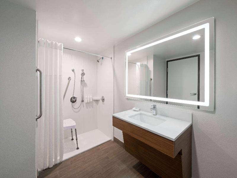 La Quinta Inn by Wyndham San Diego - Miramar image