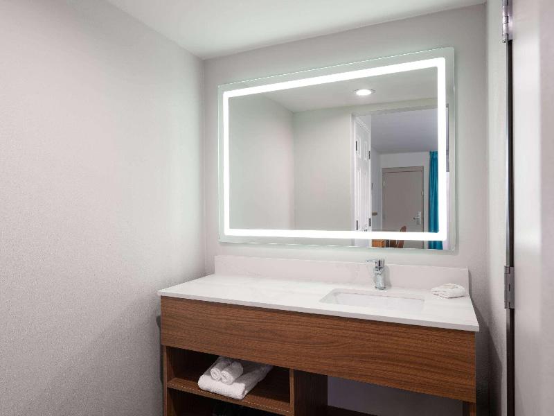 La Quinta Inn by Wyndham San Diego - Miramar image