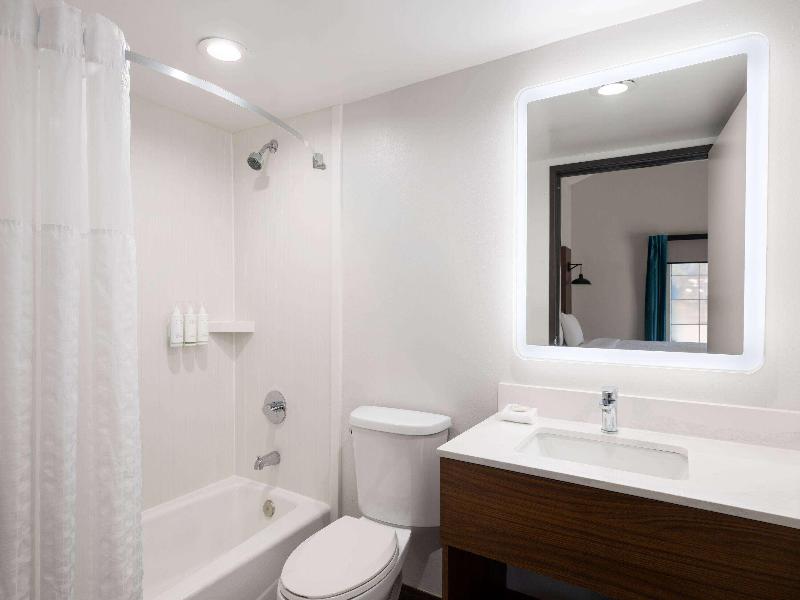 La Quinta Inn by Wyndham San Diego - Miramar image
