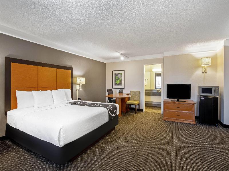 La Quinta Inn Tucson East image