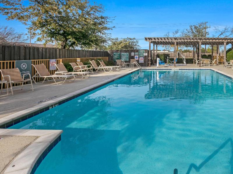 La Quinta inn & Suites DFW Airport South/Irving image
