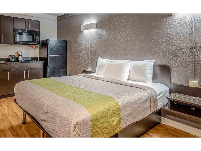 Studio 6 Fort Worth, TX - West Medical Center image