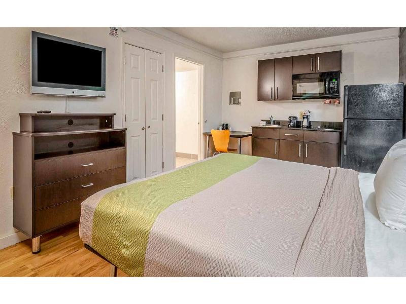 Studio 6 Fort Worth, TX - West Medical Center image