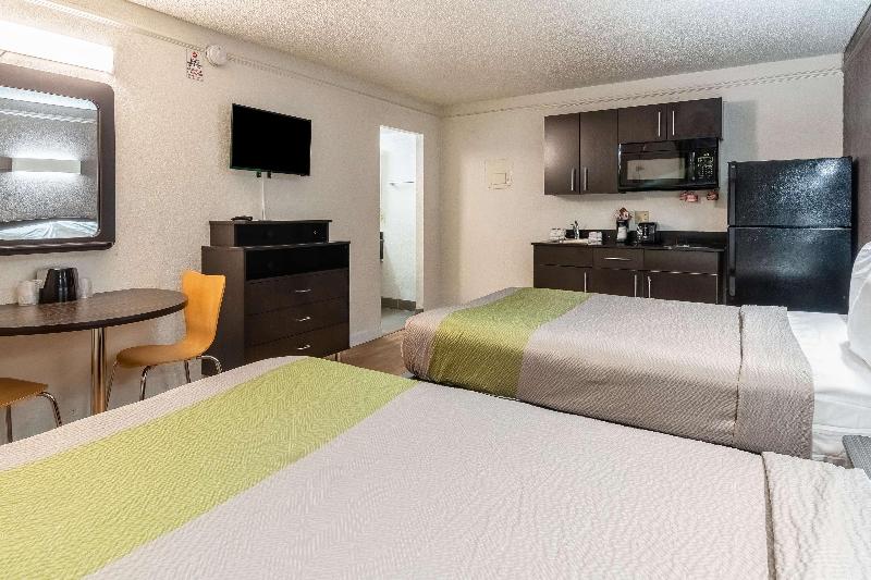 Studio 6 Fort Worth West Medical Center image