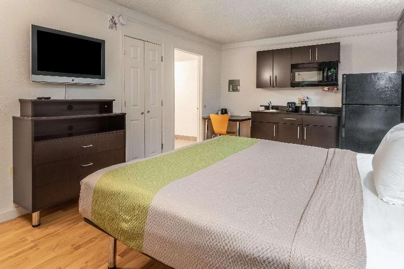 Studio 6 Fort Worth West Medical Center image
