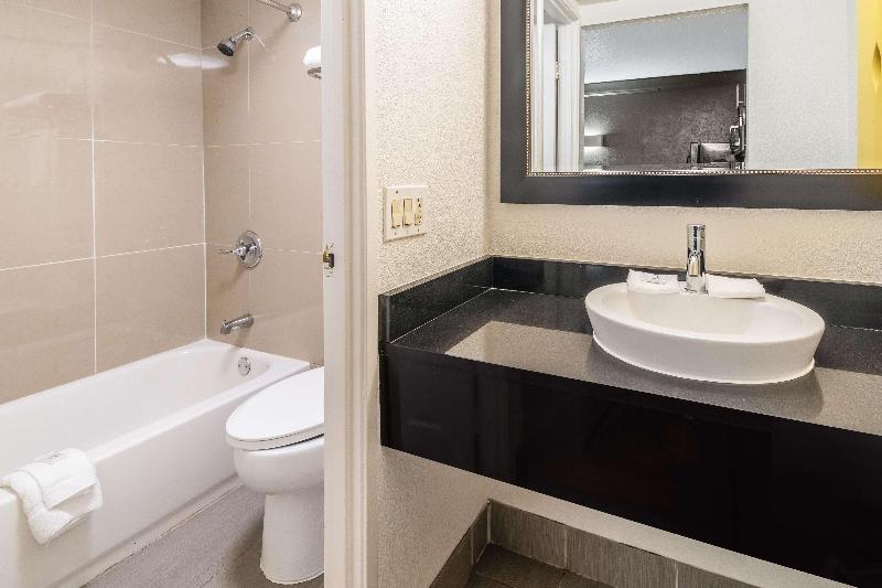 Studio 6 Fort Worth West Medical Center image