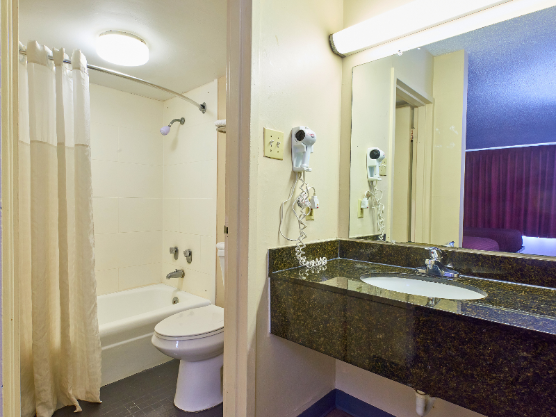 Magnuson Hotel Jacksonville Downtown image