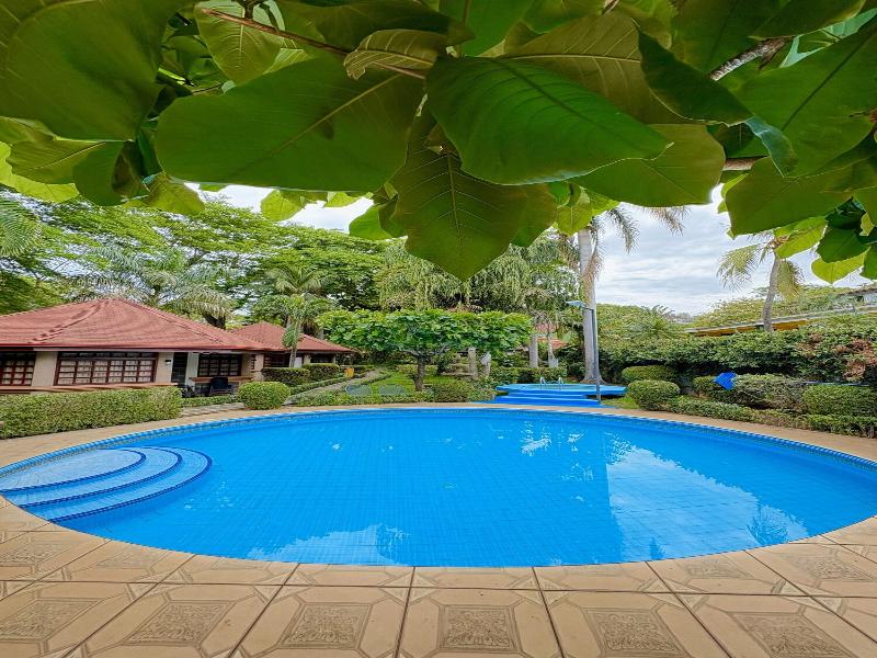 Villa Acacia image
