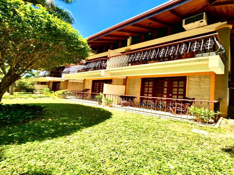 Villa Acacia image
