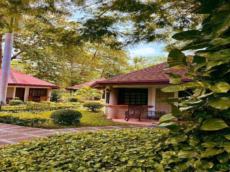 Villa Acacia image