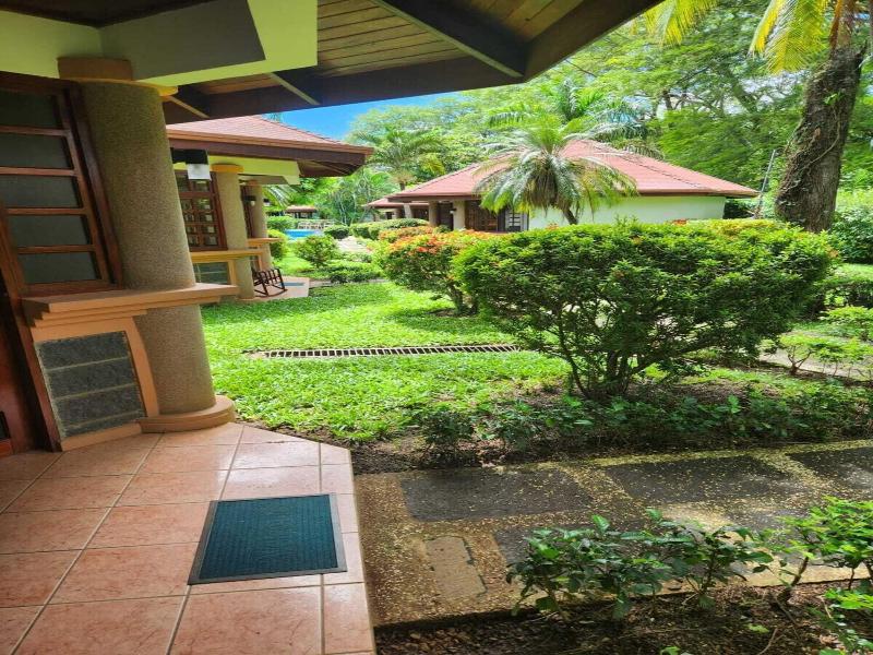 Villa Acacia image