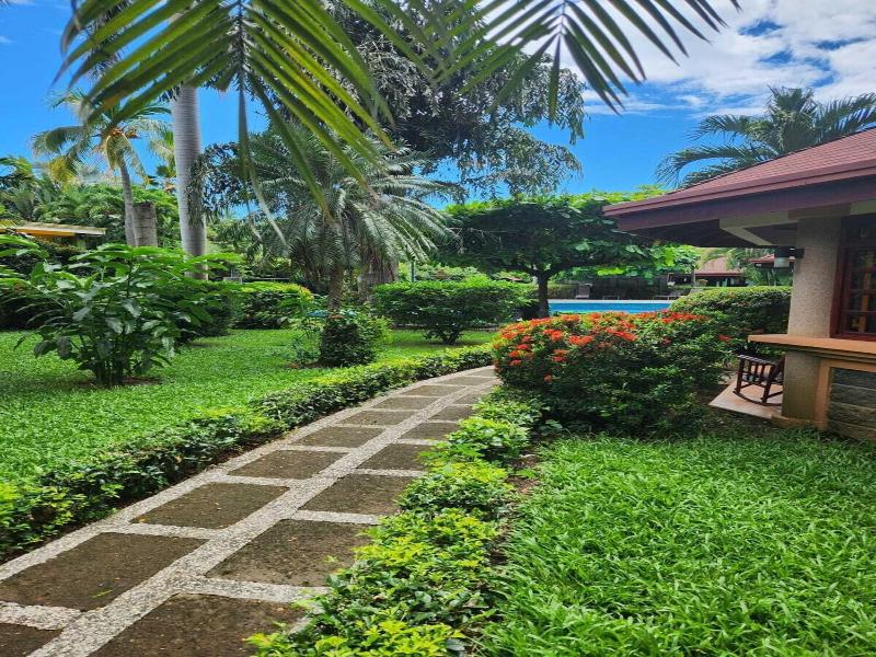 Villa Acacia image