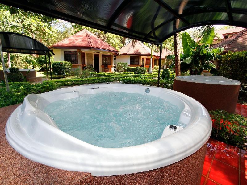 Villa Acacia image