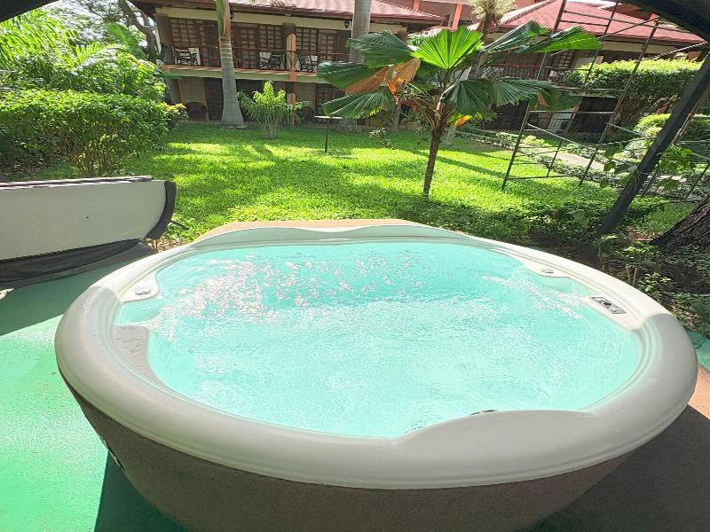 Villa Acacia image