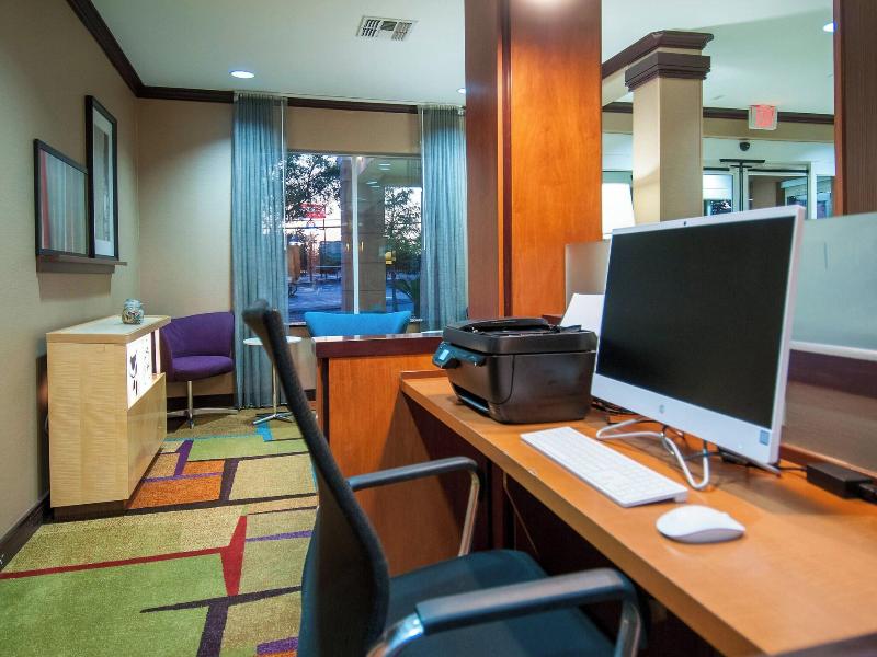 Fairfield Inn & Suites San Antonio North/Stone Oak image