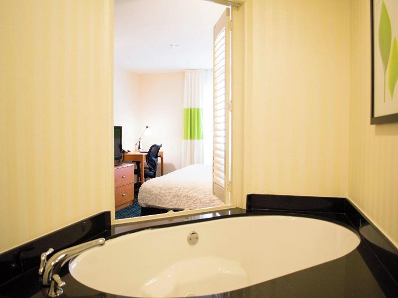 Fairfield Inn & Suites San Antonio North/Stone Oak image