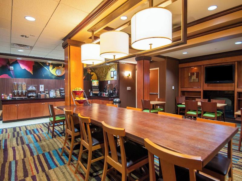 Fairfield Inn & Suites San Antonio North/Stone Oak image