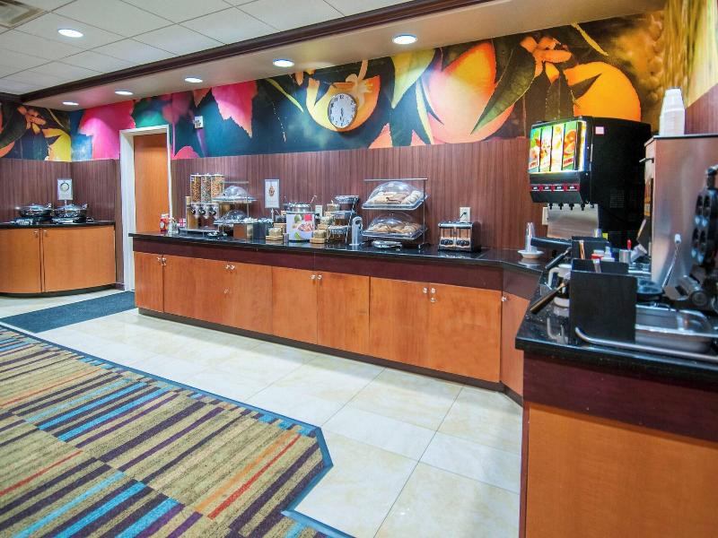 Fairfield Inn & Suites San Antonio North/Stone Oak image