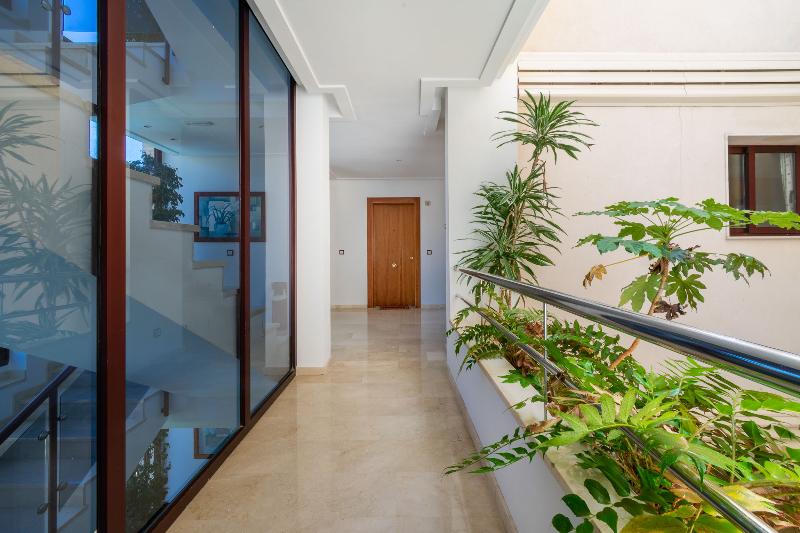 Albir Confort Avenida Apartamentos image