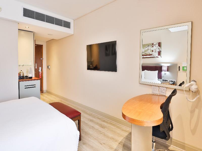 Holiday Inn Johannesburg - Rosebank image