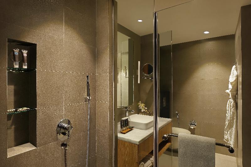 Novotel Mumbai Juhu Beach