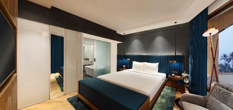 Novotel Mumbai Juhu Beach