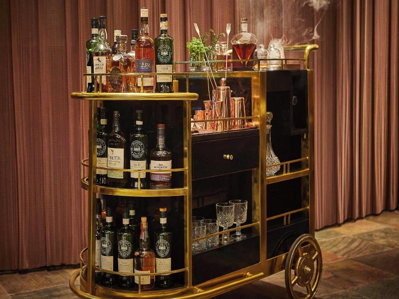 Jw Marriott Mumbai Juhu image