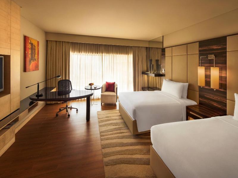 Jw Marriott Mumbai Juhu image