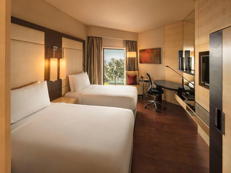Jw Marriott Mumbai Juhu image