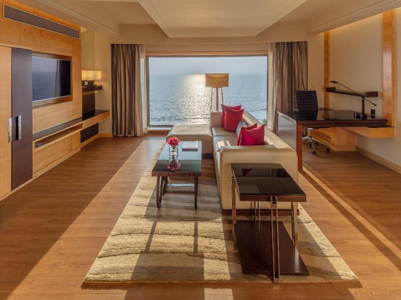 Jw Marriott Mumbai Juhu image