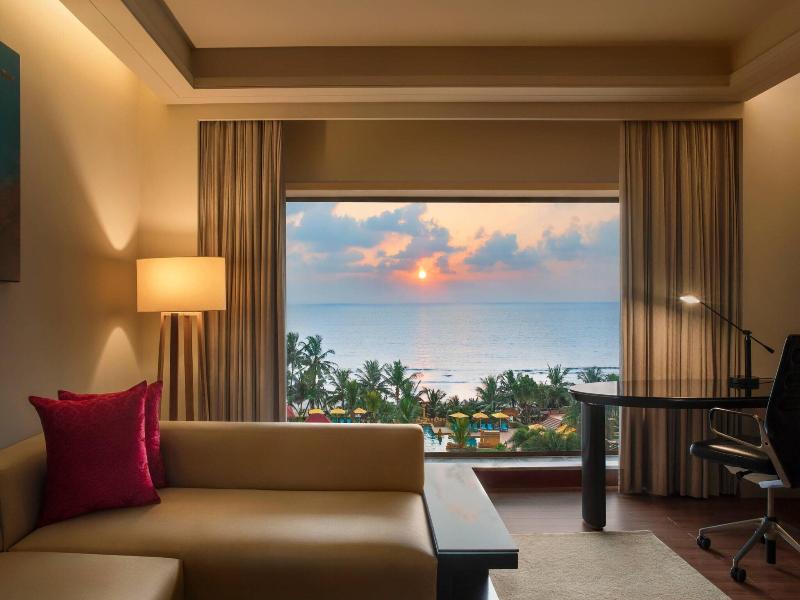 Jw Marriott Mumbai Juhu image
