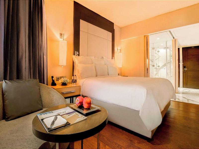 Jw Marriott Mumbai Juhu image
