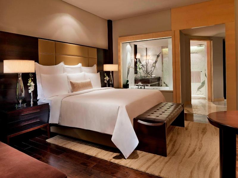 Jw Marriott Mumbai Juhu image