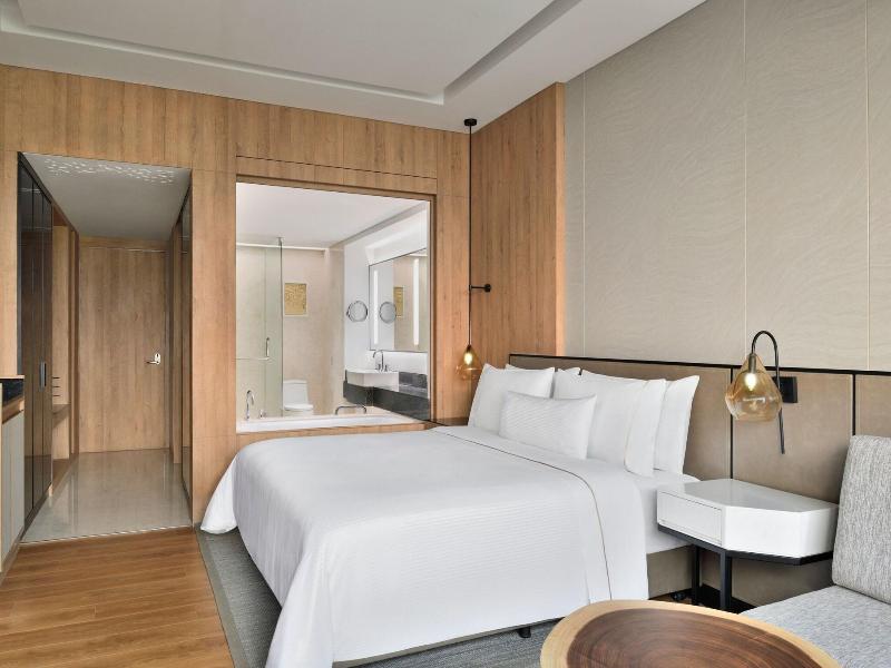 The Westin Mumbai Powai Lake image