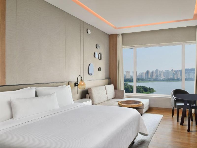 The Westin Mumbai Powai Lake image