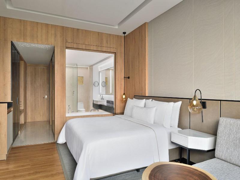 The Westin Mumbai Powai Lake image