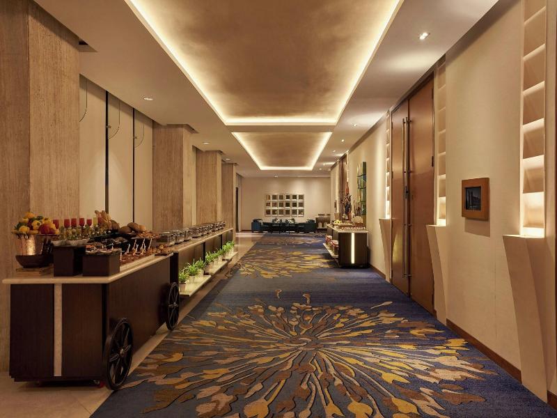 Courtyard Mumbai International Airport image