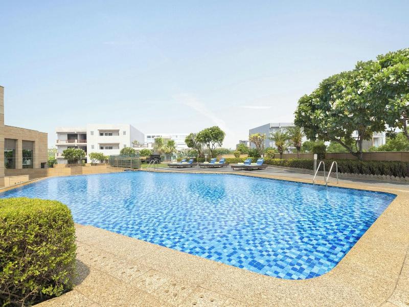 Courtyard Gurugram Downtown image