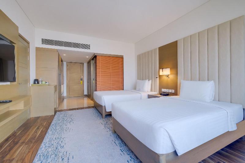 Courtyard Gurugram Downtown image