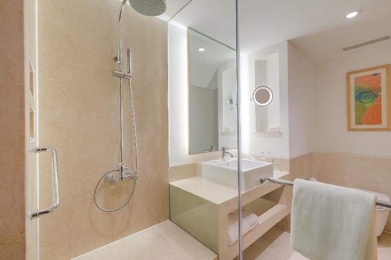 Courtyard Gurugram Downtown image