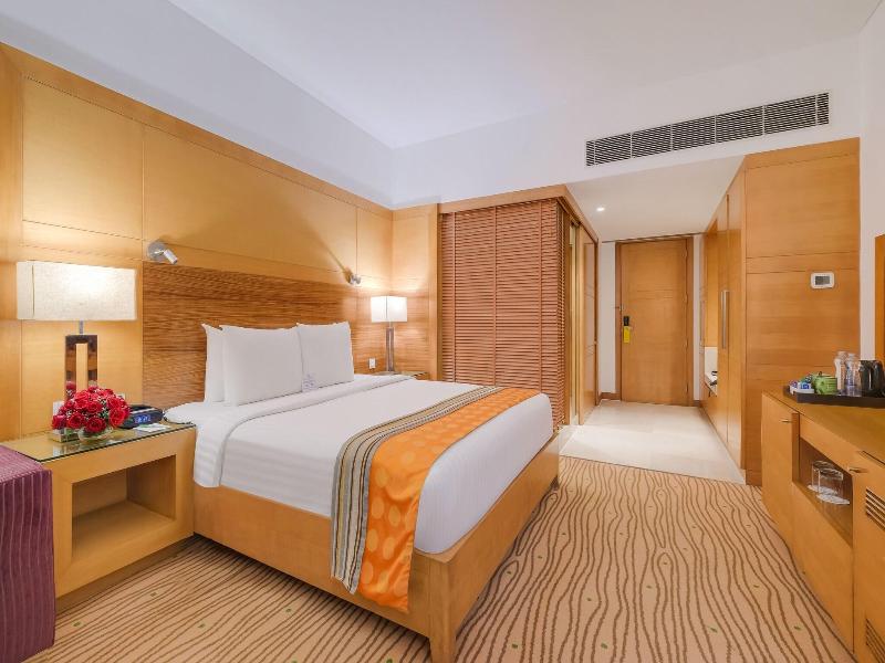 Courtyard Gurugram Downtown image