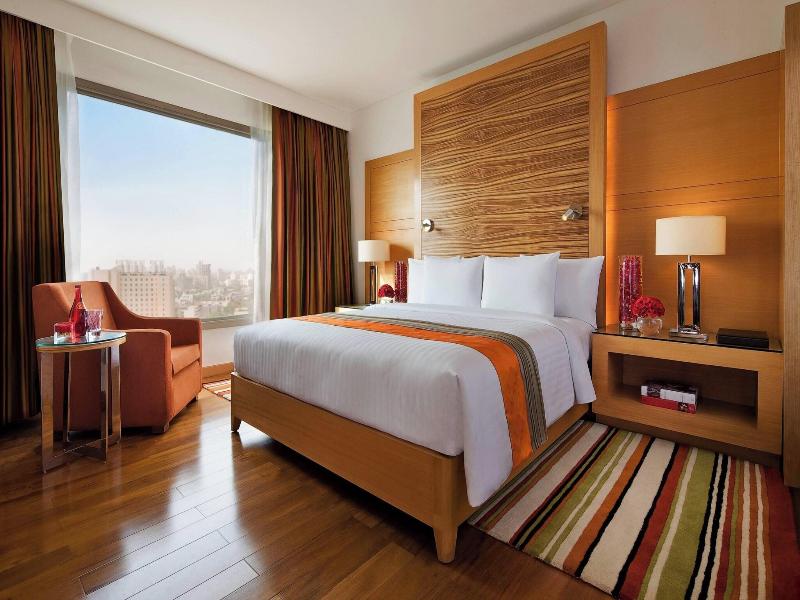 Courtyard Gurugram Downtown image