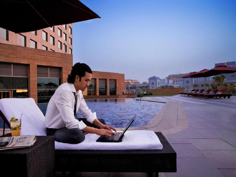 Courtyard Gurugram Downtown image