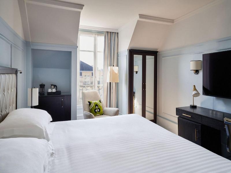 Paris Marriott Opera Ambassador Hotel image