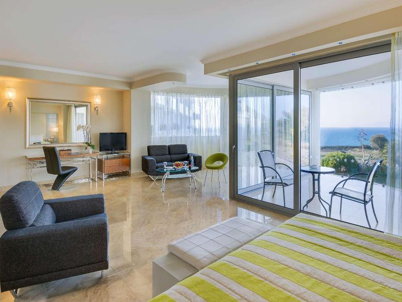 Atrium Platinum Resort Hotel and Spa image