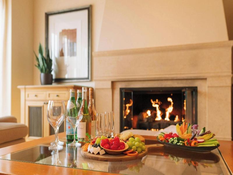 Resort at Pelican Hill image