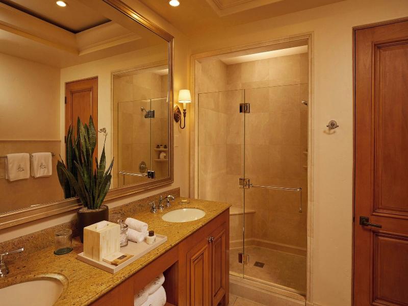 Resort at Pelican Hill image