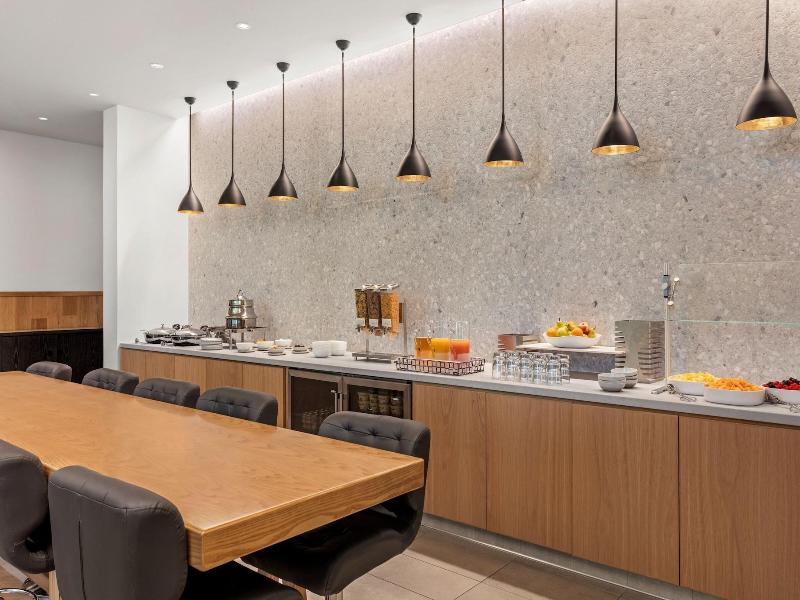 Marina del Rey Marriott image
