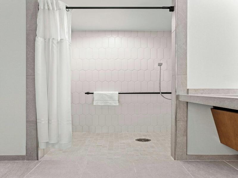 Marina del Rey Marriott image