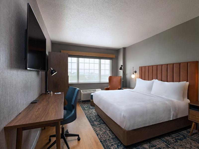 Sheraton Houston West image